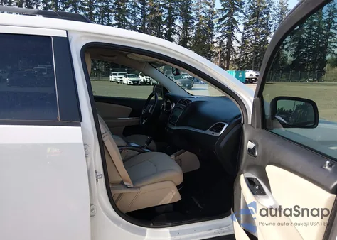 2017 Dodge Journey Se Awd z USA, uszkodzony, nr VIN 3C4PDDAG6HT648835